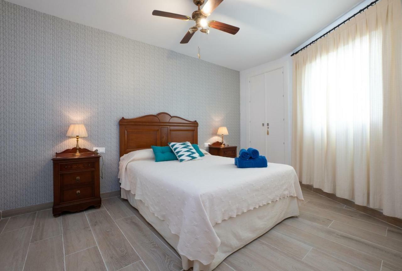 Palmeras 80 Menyber Nerja Ngoại thất bức ảnh