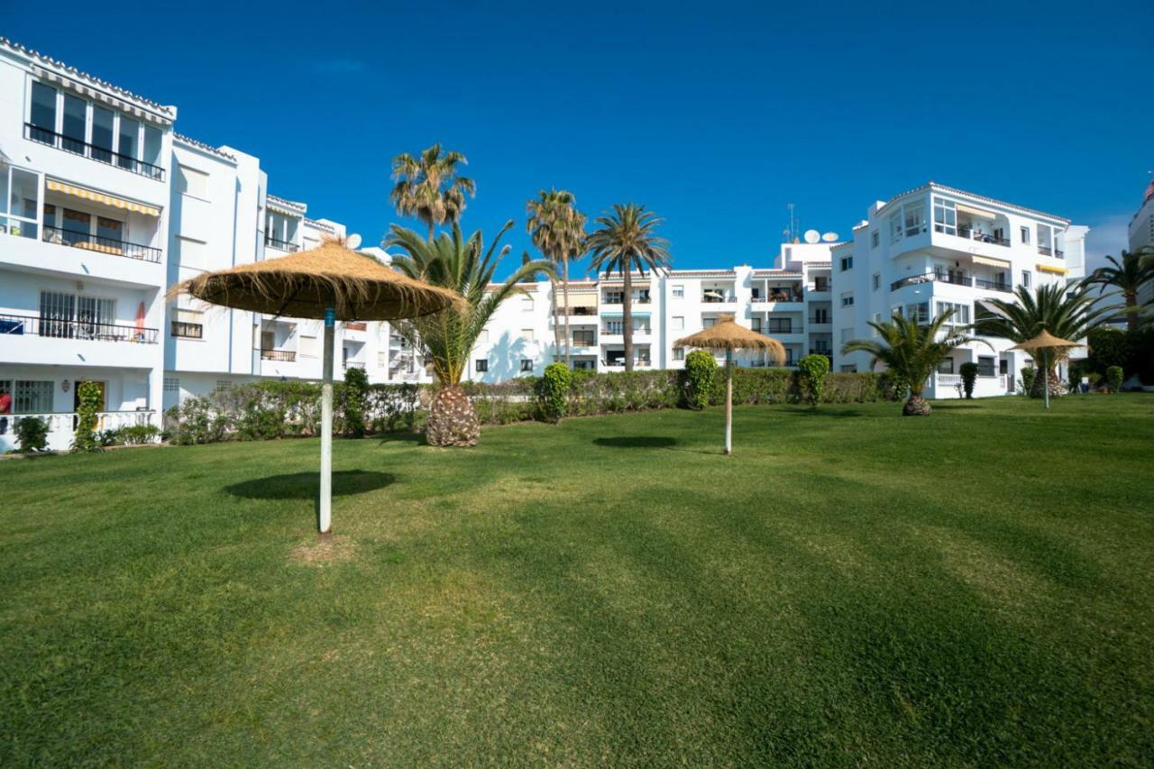 Palmeras 80 Menyber Nerja Ngoại thất bức ảnh